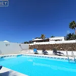 Magica 7 Minutes Walk To Center With Pool And A/c Playa Blanca (Lanzarote)