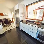Villa Magica 7 Minutes Walk To Center With Pool And A/c Playa Blanca (Lanzarote)