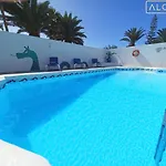 Villa Magica 7 Minutes Walk To Center With Pool And A/c *