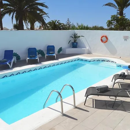 Villa Magica 7 Minutes Walk To Center With Pool And A/c Playa Blanca (Lanzarote)
