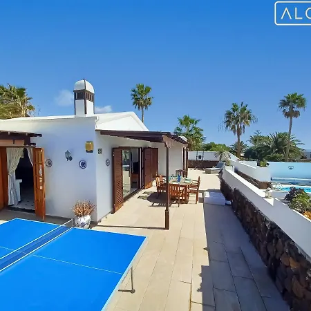 Magica 7 Minutes Walk To Center With Pool And A/c Playa Blanca (Lanzarote)