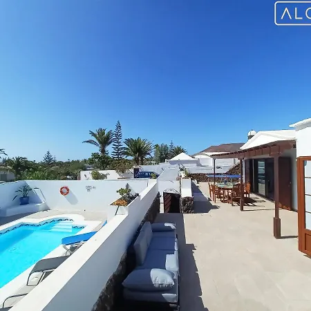 빌라 Magica 7 Minutes Walk To Center With Pool And A/c *