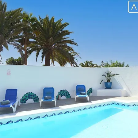 Magica 7 Minutes Walk To Center With Pool And A/c * Playa Blanca (Lanzarote)