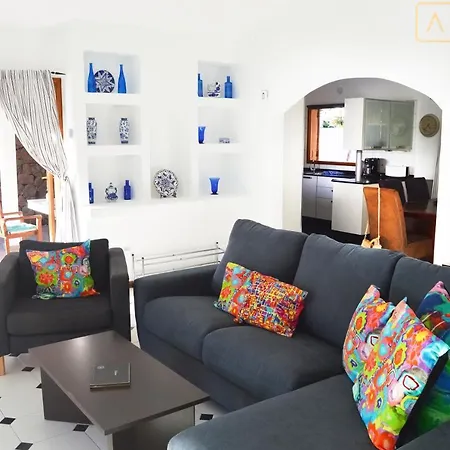 Magica 7 Minutes Walk To Center With Pool And A/c Playa Blanca (Lanzarote)