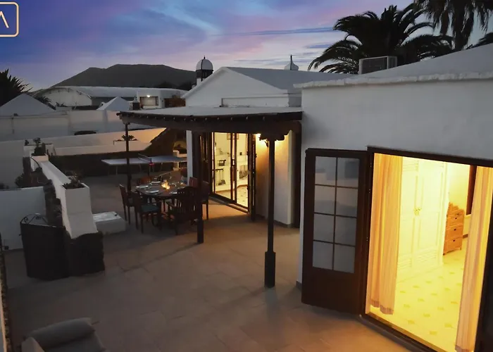 Vila Magica 7 Minutes Walk To Center With Pool And A/c Playa Blanca (Lanzarote)