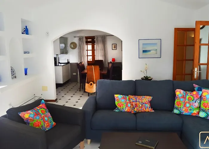 Villa Magica 7 Minutes Walk To Center With Pool And A/c Playa Blanca