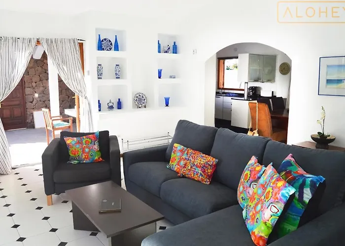 Magica 7 Minutes Walk To Center With Pool And A/c Playa Blanca